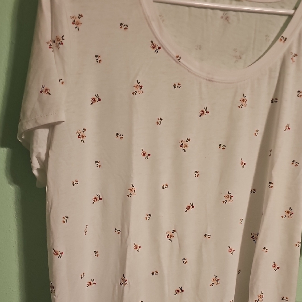C&C California White Floral Tee
